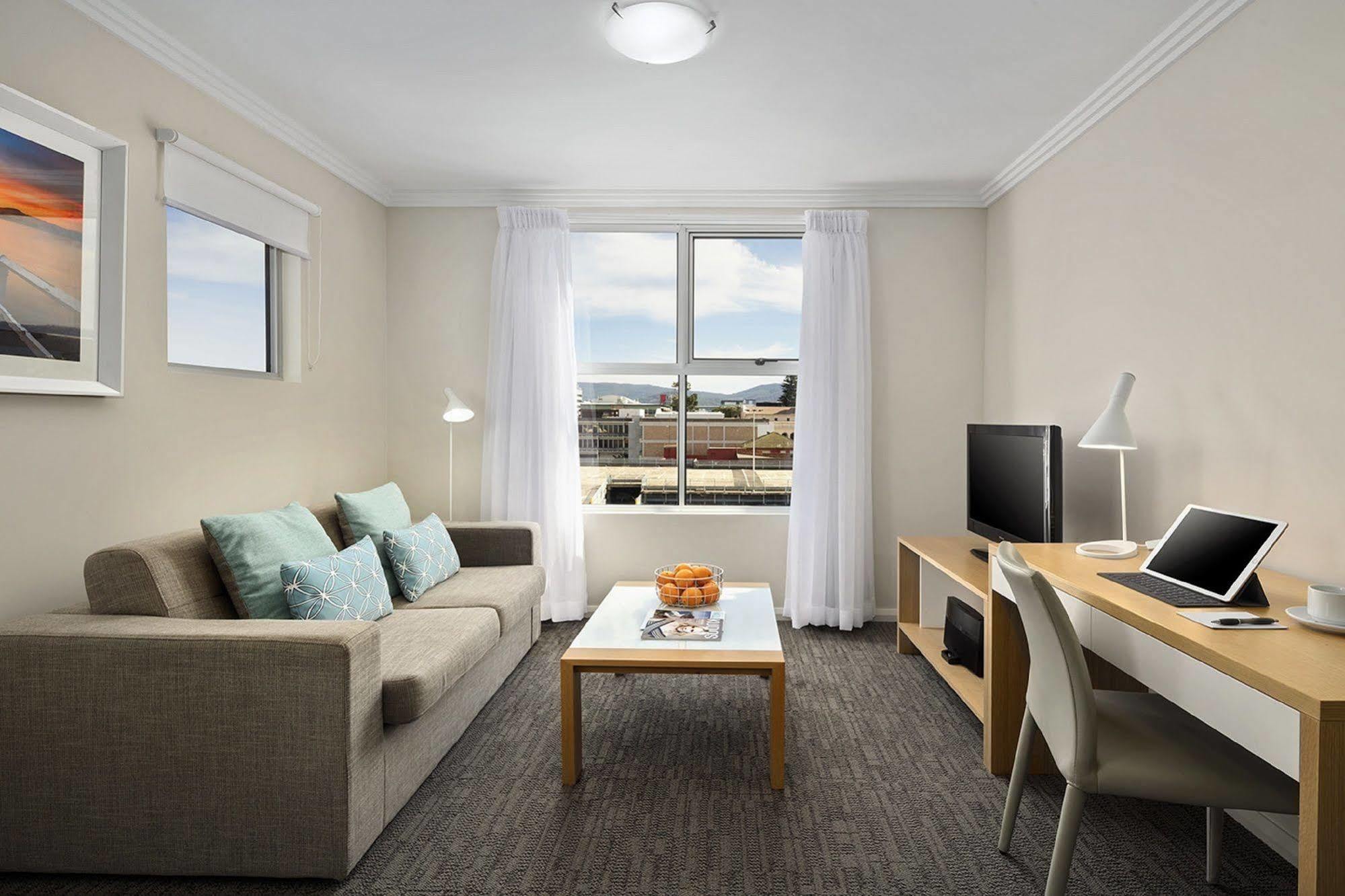 Quest Wollongong Aparthotel Exterior photo